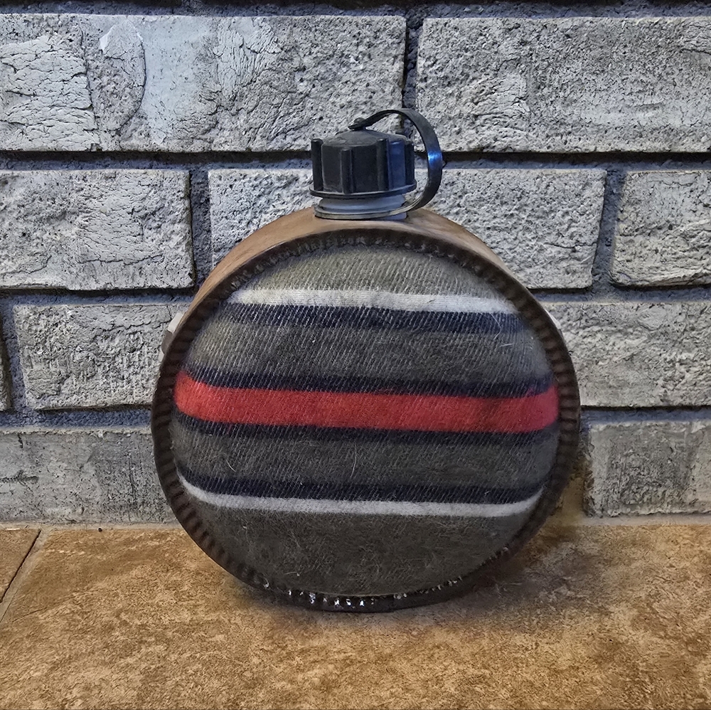 Multicolor Detailed Vintage 1 Canteen